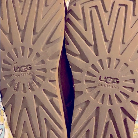 Uggs - Picture 7 of 7